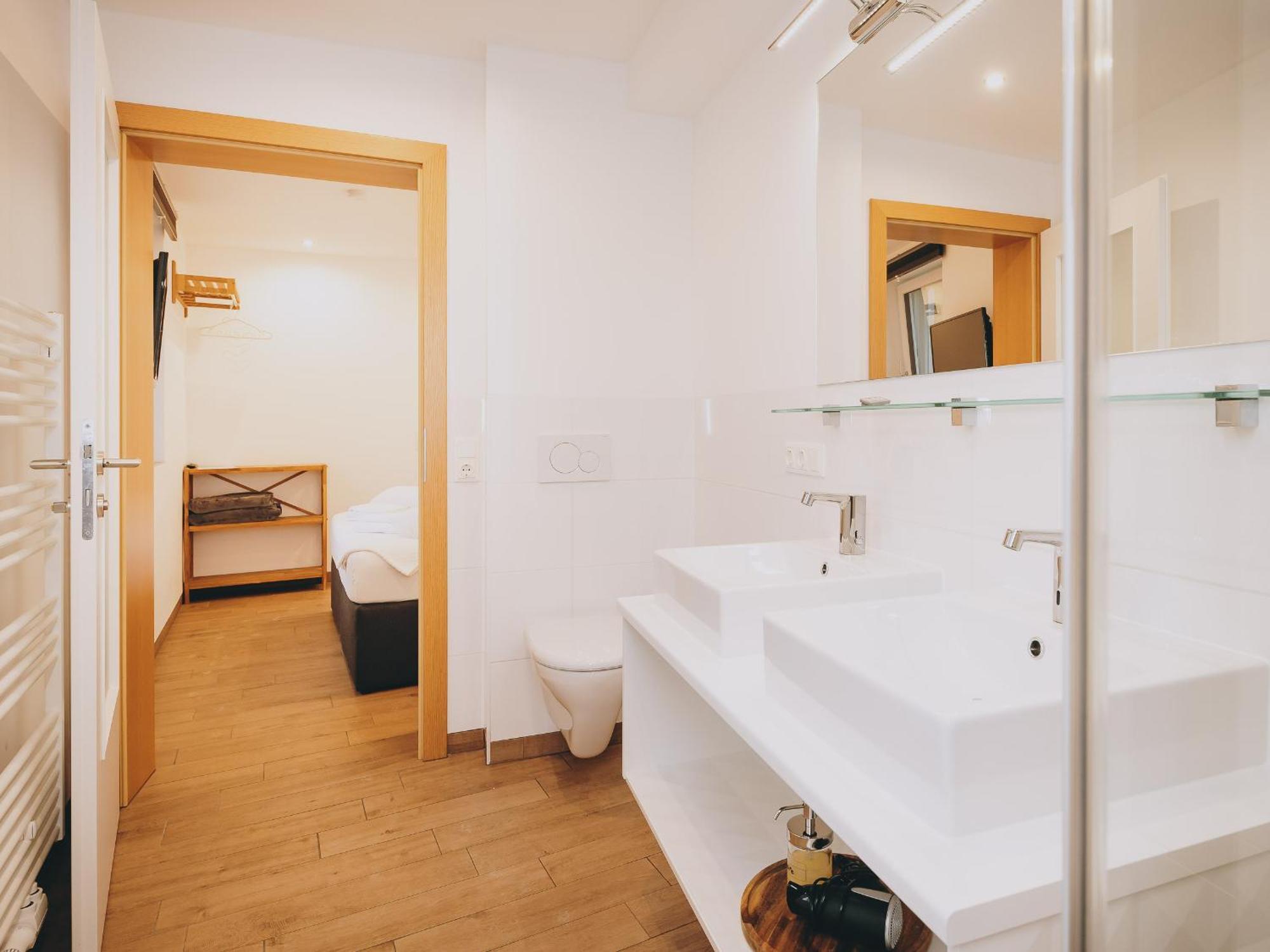 Prielau By We Rent, Summercard Included Apartment